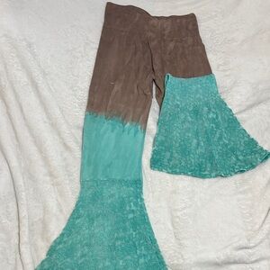 T Party Brown and Teal Lace Mermaid Flare Bottoms